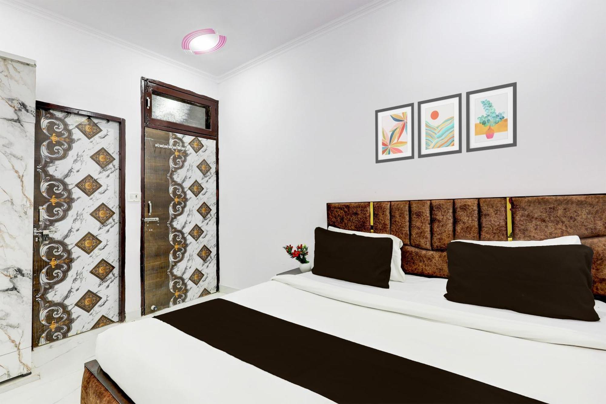 Hotel The Arrow Near Paschim Vihar Delhi  Ngoại thất bức ảnh